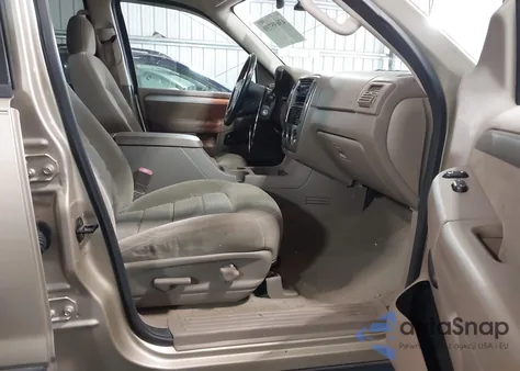 2003 Ford Explorer Nbx/Xlt z USA, uszkodzony, nr VIN 1FMZU73K83UB75509